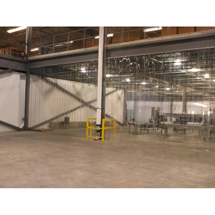 Fermeture d'entrepôt avec un rideau à lanières PVC