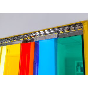 porte à lamelles souples transparentes et multicolores