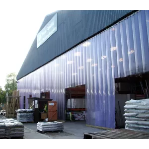 Porte coupe-vent à lanières PVC