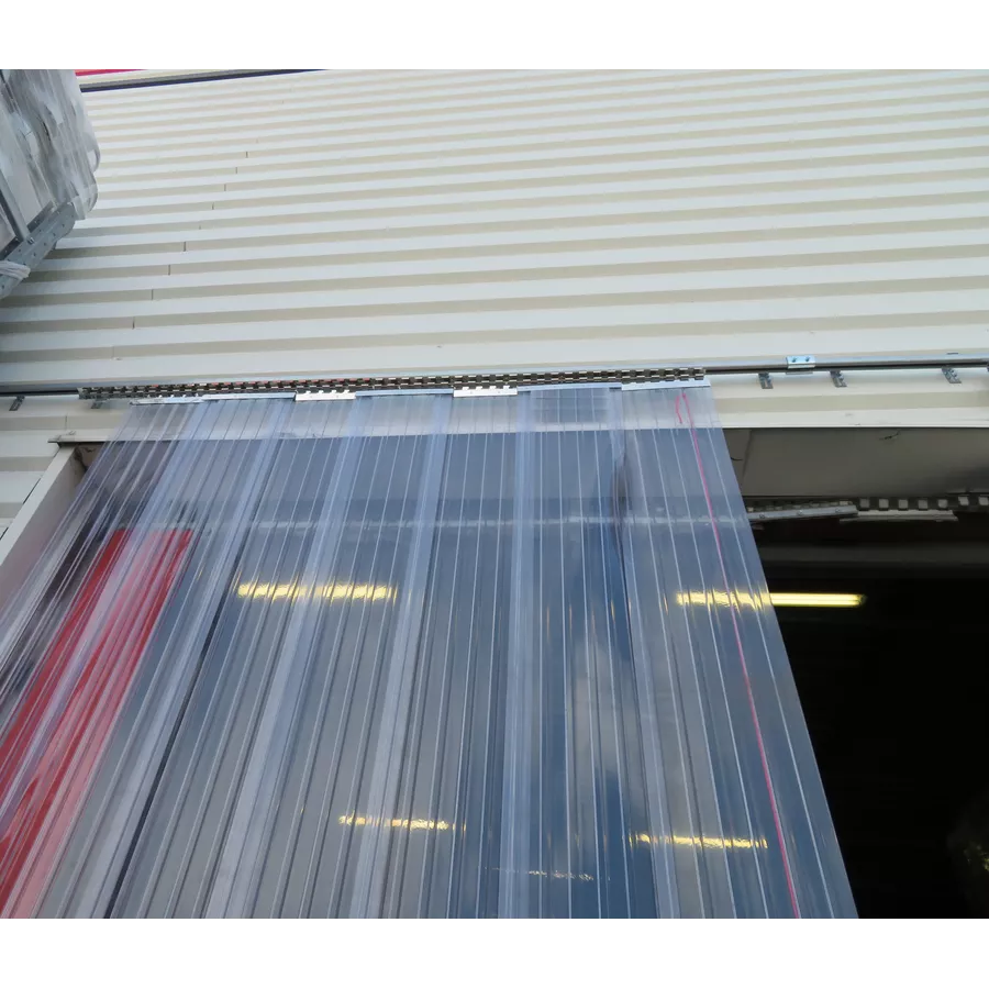 Porte souple PVC coulissante sur rail