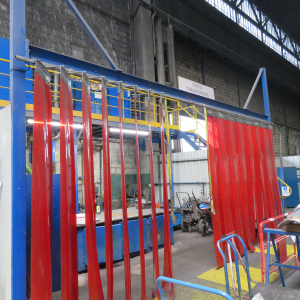 Porte à lanières repliables accordéon sur mesure